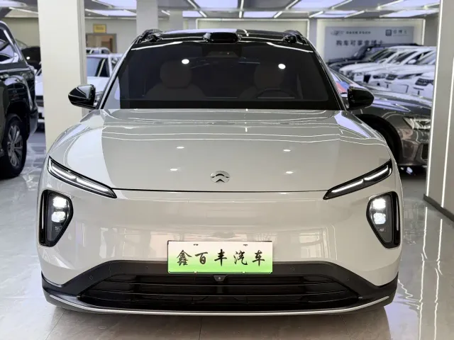 Nio ES6 — Фото автомобиля 2
