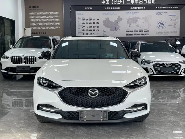 Mazda CX-4 — Фото автомобиля 2