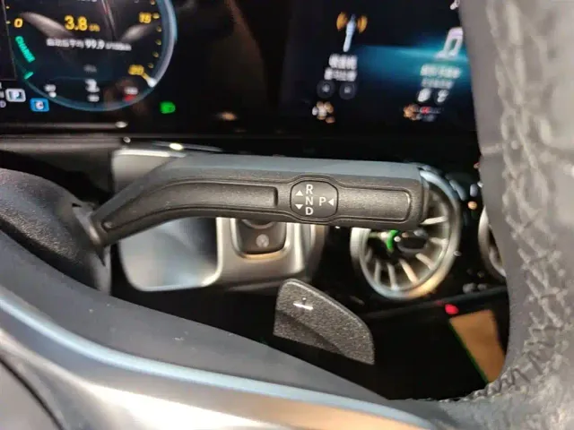 Mercedes-Benz GLB-Class — Фото автомобиля 13