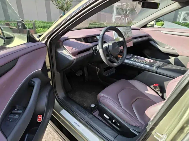 Xiaomi SU7 — Фото автомобиля 5