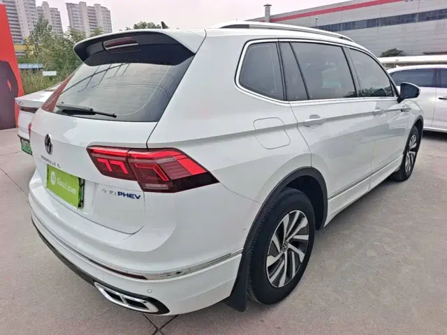 Volkswagen Tiguan L PHEV — Фото автомобиля 6