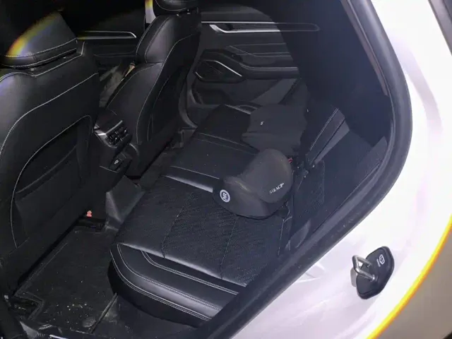Geely Emgrand — Фото автомобиля 14