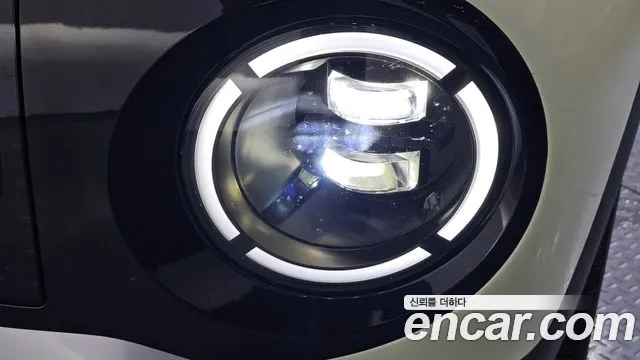 Hyundai Casper Casper Electric Inspiration — Фото автомобиля 21