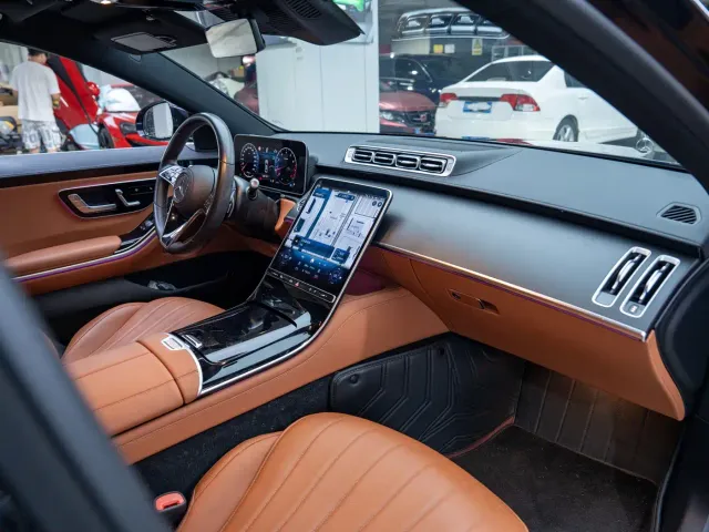 Mercedes-Benz S-Class — Фото автомобиля 29
