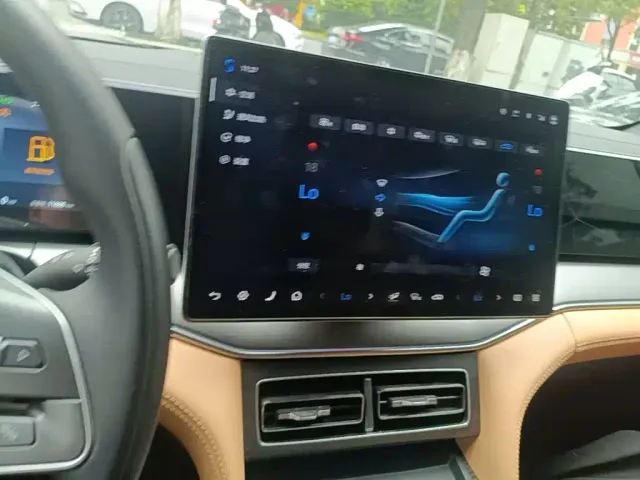 BYD Song L DM-i — Фото автомобиля 12