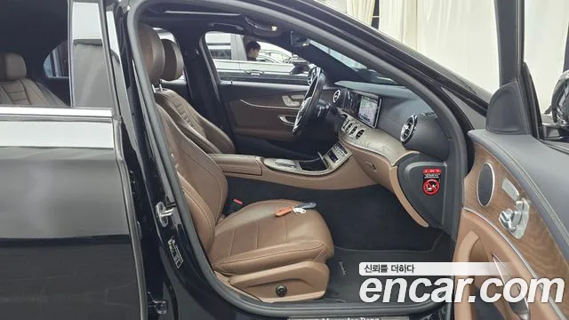 Mercedes-Benz E-Class W213 — Фото автомобиля 16