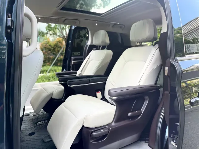 GAC Trumpchi Trumpchi M8 2023 Master Series 390T Prestige Edition — Фото автомобиля 9