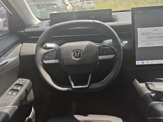 Changan Eado — Фото автомобиля 15