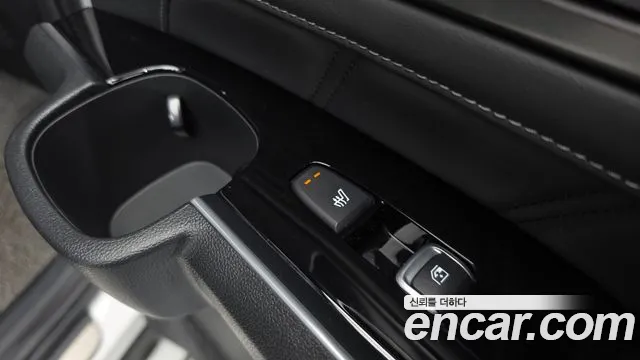 Kia Sorento Sorento 4-е поколение Бензин 2.5T 2WD — Фото автомобиля 29
