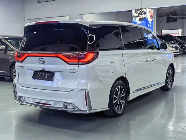 GAC Trumpchi M8 — Фото автомобиля 16