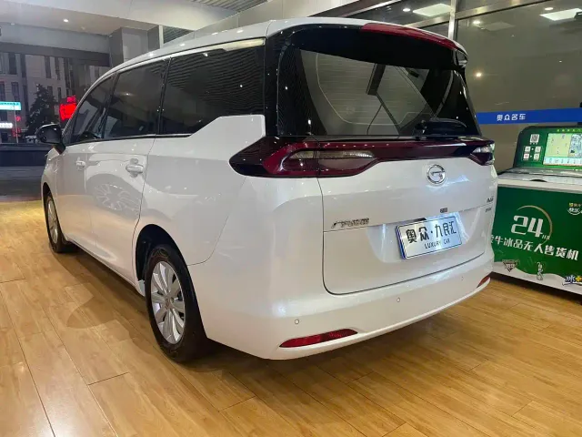 GAC Trumpchi M6 — Фото автомобиля 15
