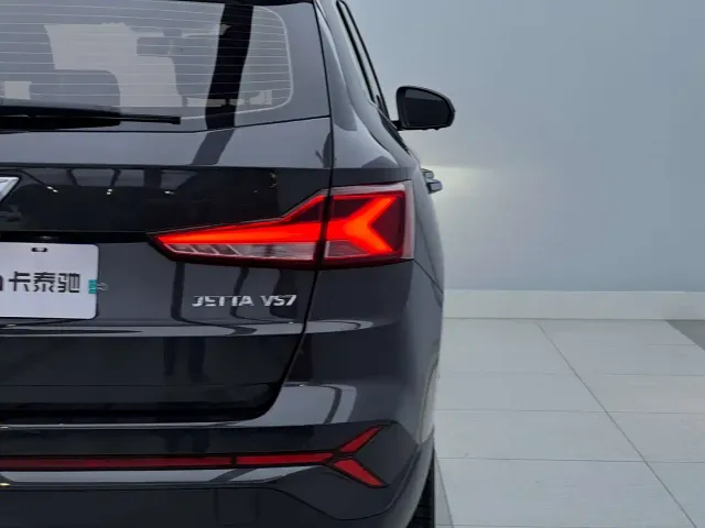 Jetta VS7 — Фото автомобиля 8