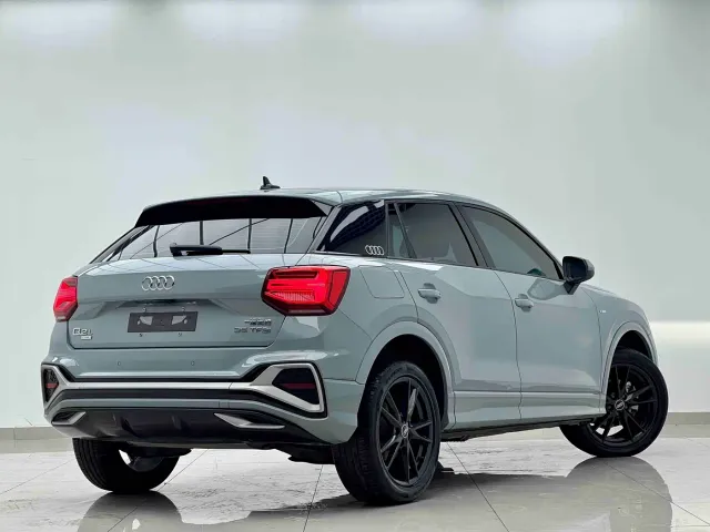 Audi Q2L — Фото автомобиля 5