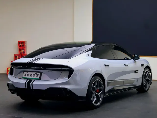 Lotus Emeya — Фото автомобиля 23
