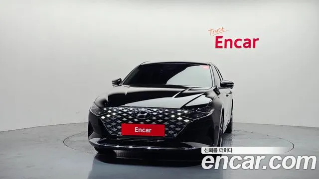 Hyundai Grandeur — Фото автомобиля 3