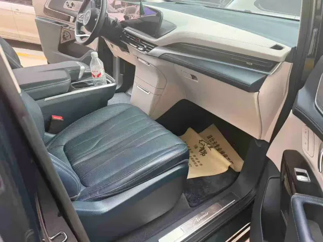 Buick Century — Фото автомобиля 2