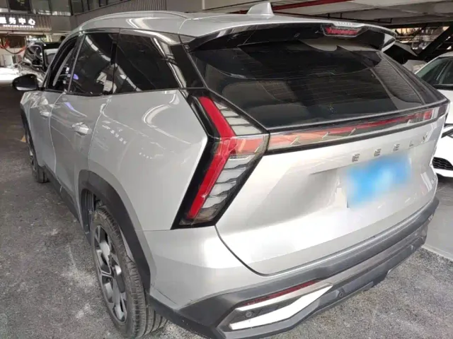 Geely Boyue L — Фото автомобиля 4