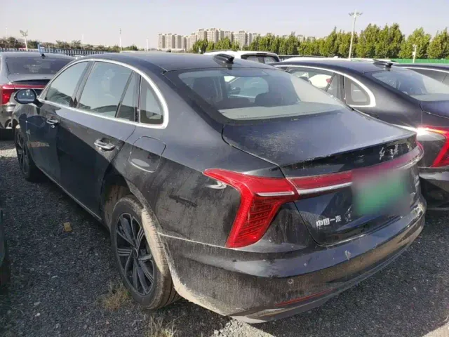 Hongqi H5 PHEV — Фото автомобиля 4