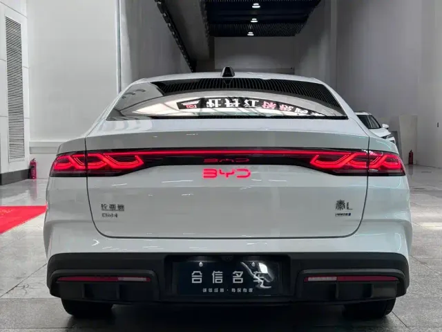 BYD Qin L — Фото автомобиля 5
