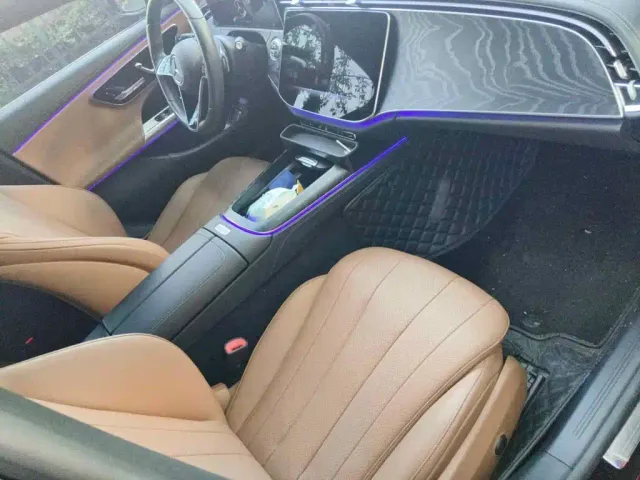 Mercedes-Benz E-Class — Фото автомобиля 13