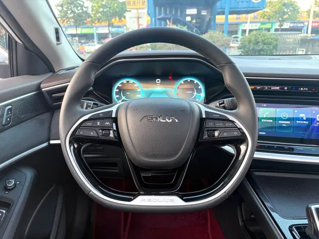 Dongfeng Yixuan MAX — Фото автомобиля 21