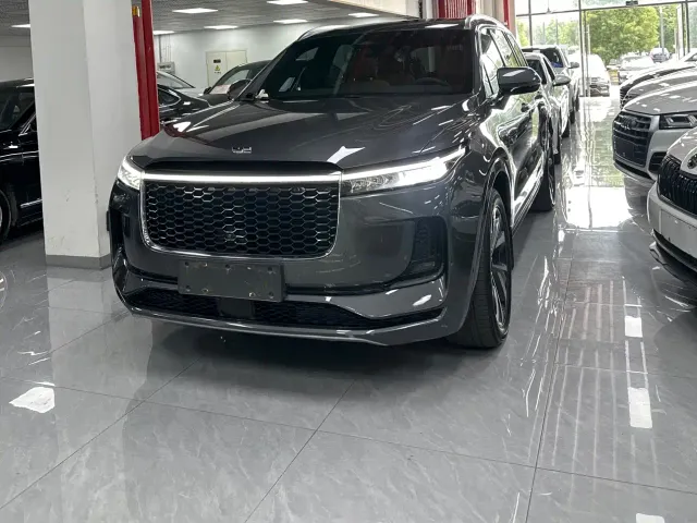 Li Auto ONE — Фото автомобиля 3