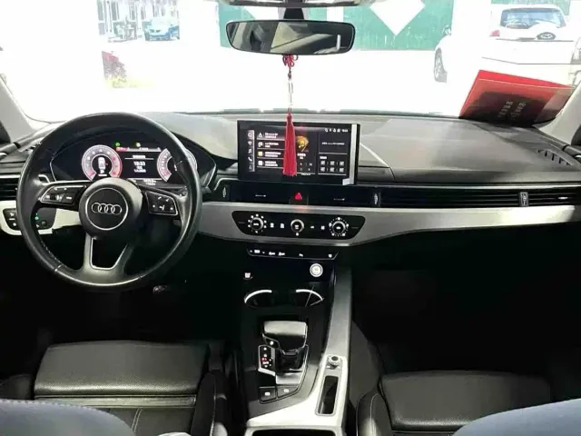 Audi A4L — Фото автомобиля 6