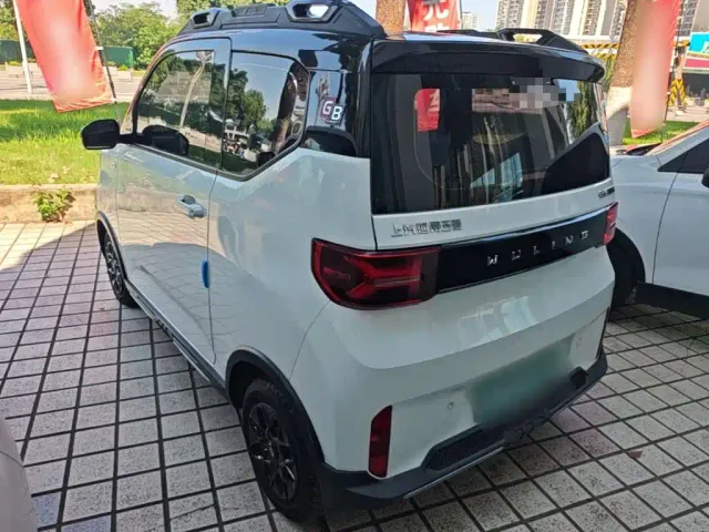 Wuling Hongguang Mini EV — Фото автомобиля 4