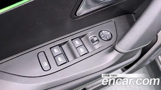 Peugeot 2008 — Фото автомобиля 25