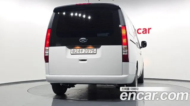 Hyundai Staria — Фото автомобиля 4
