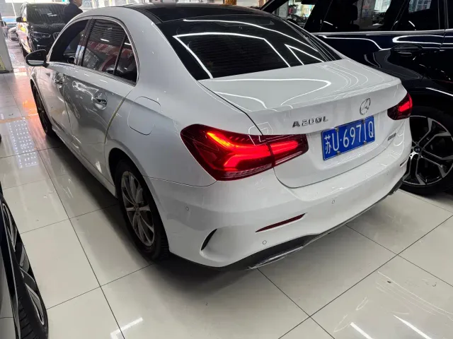 Mercedes-Benz A-Class — Фото автомобиля 7