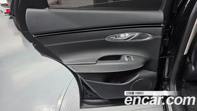 Genesis GV70 Electrified GV70 — Фото автомобиля 25