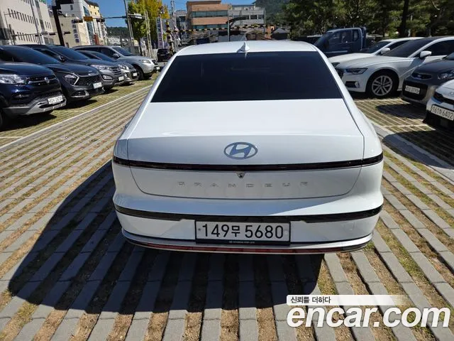 Hyundai Grandeur GN7 — Фото автомобиля 5