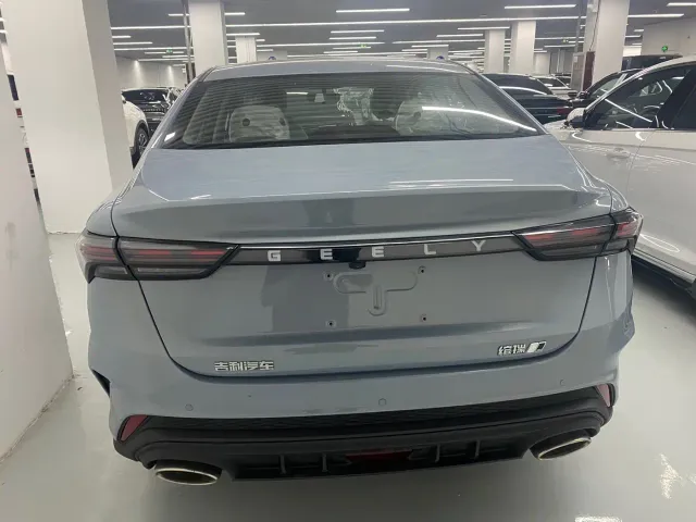 Geely Binrui — Фото автомобиля 15
