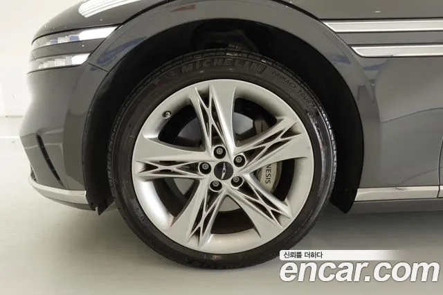 Genesis G90 Бензин 3.5 турбо AWD — Фото автомобиля 18