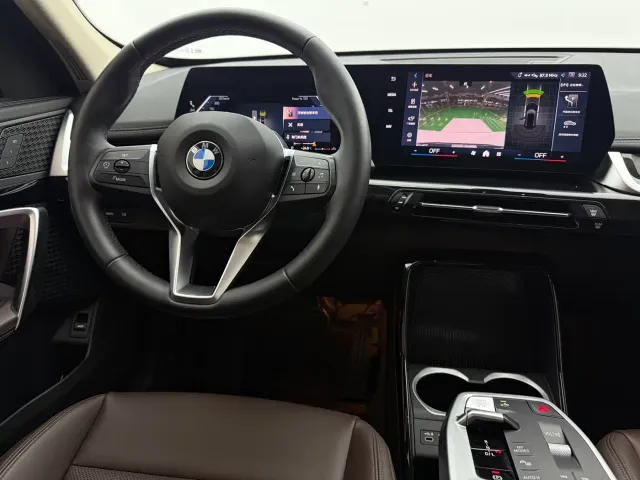 BMW X1 — Фото автомобиля 13