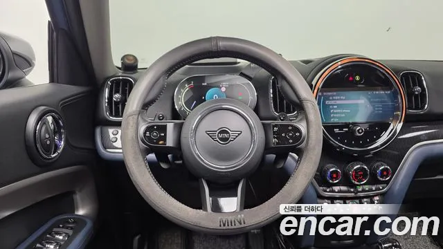 Mini Countryman — Фото автомобиля 12