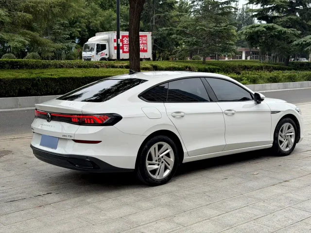 Volkswagen Lamando — Фото автомобиля 4