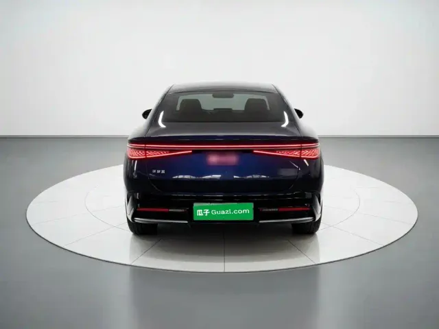 BYD Seal 07 DM-i 2025 DM-i 1.5T 125km Flagship — Фото автомобиля 3