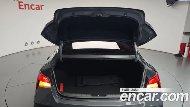 Hyundai Avante CN7 — Фото автомобиля 26