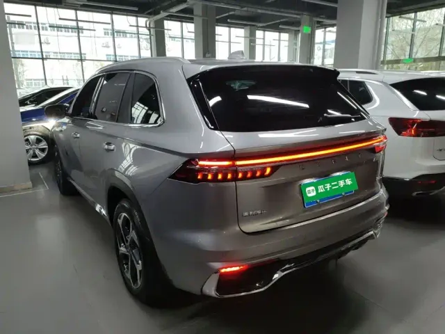 Geely Xingyue L — Фото автомобиля 4