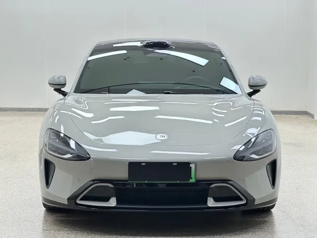 Xiaomi SU7 — Фото автомобиля 2
