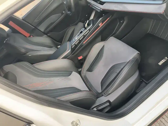 Geely Binrui — Фото автомобиля 24