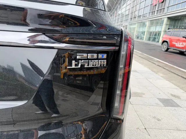 Cadillac XT5 — Фото автомобиля 6