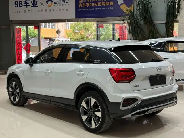 Audi Q2L — Фото автомобиля 6