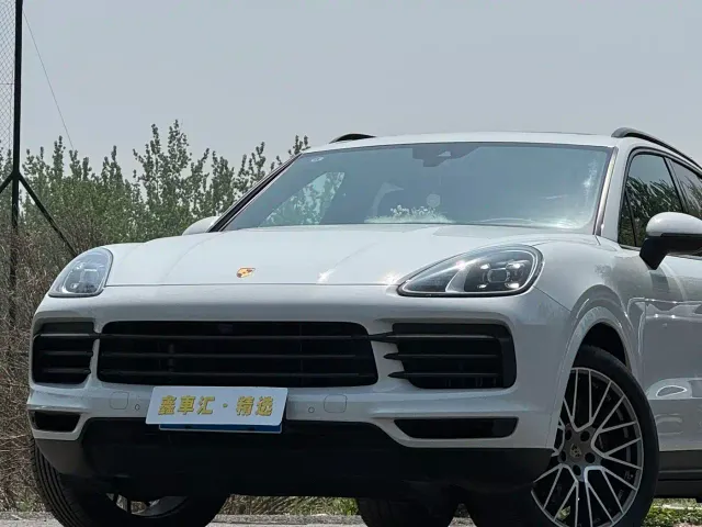 Porsche Cayenne — Фото автомобиля 6