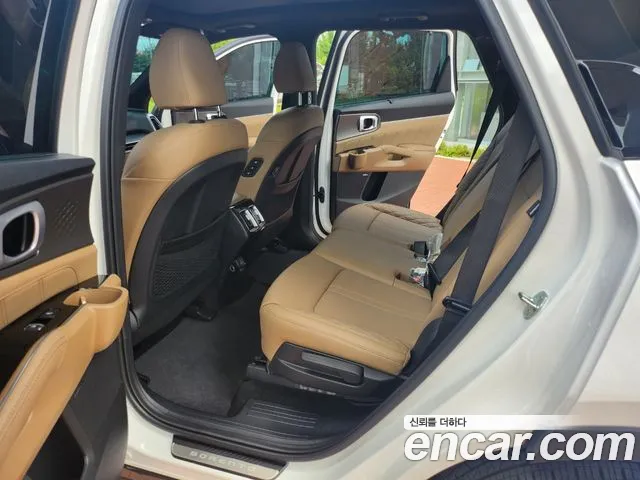 Kia Sorento — Фото автомобиля 4
