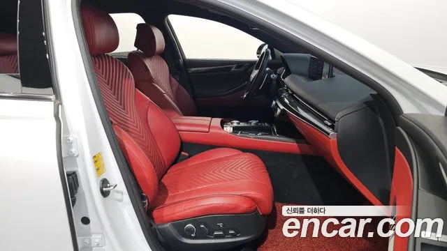 Genesis G80 RG3 — Фото автомобиля 17