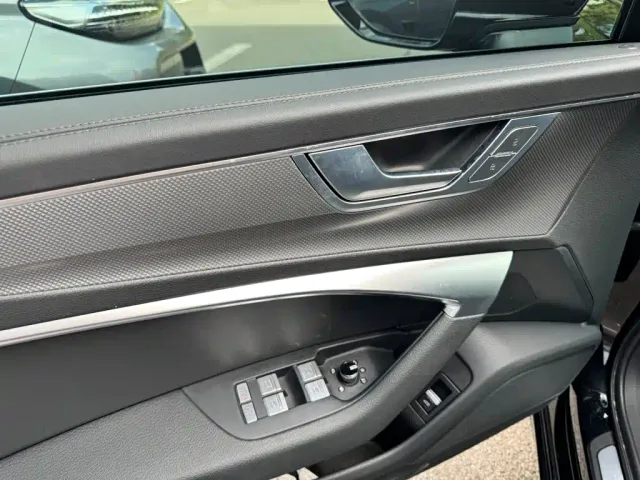 Audi A6L — Фото автомобиля 14