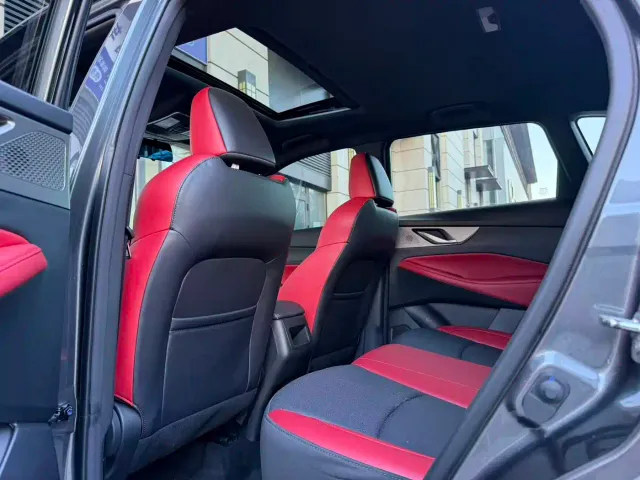 Changan CS35 Plus — Фото автомобиля 6